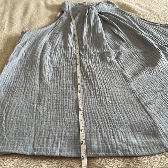 Listicle Halter Top - Size Small NWT - Picture 9 of 10